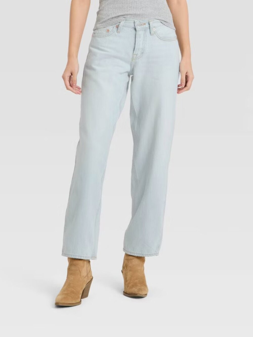 Women's Western Low-Rise Baggy Jeans - Universal Thread Light Wash 10